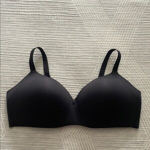 Knix Wing Woman Contour Bra 44DD Black Everyday Comfort Support Closet Staple